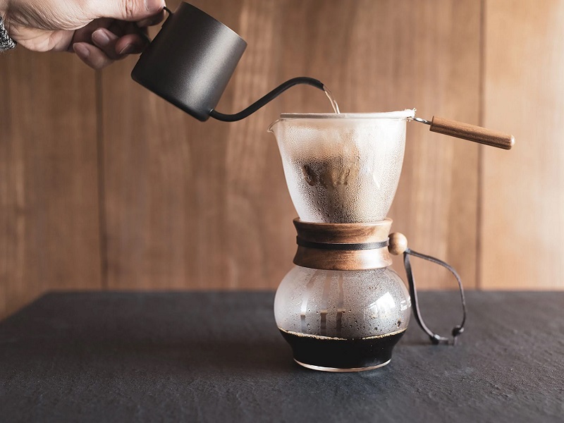 نل دریپ یک فیلتر پارچه‌ای برای تهیه قهوه دمی