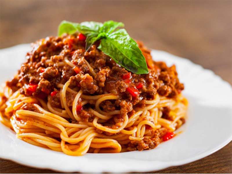 طرز تهیه اسپاگتی ایتالیایی در خانه به روش ساده