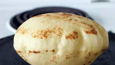 طرز تهیه نان پیتا روی اجاق گاز | نان بادکنکی لبنانی