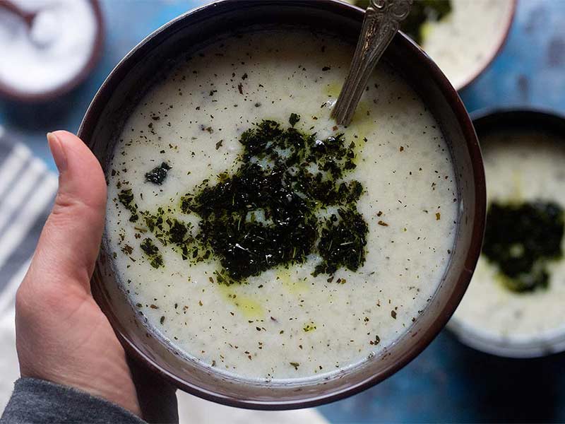 طرز تهیه سوپ عدس و ماست به روش ترکیه ای