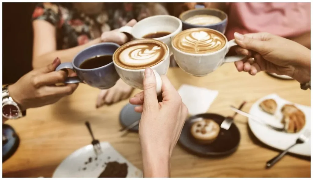 روش‌های آماده‌سازی قهوه و تأثیر آن‌ها بر کافئین و انرژی‌زایی