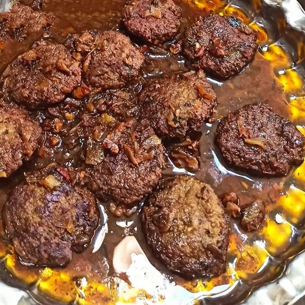 طرز تهیه کباب تابهای ترش مجلسی با رب انار و گردو 3 طرز تهیه کباب تابهای ترش مجلسی با رب انار و گردو